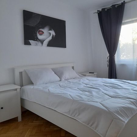 Inchiriez apartament in regim hotelier cu 2 camere Cluj-Napoca Exterior foto