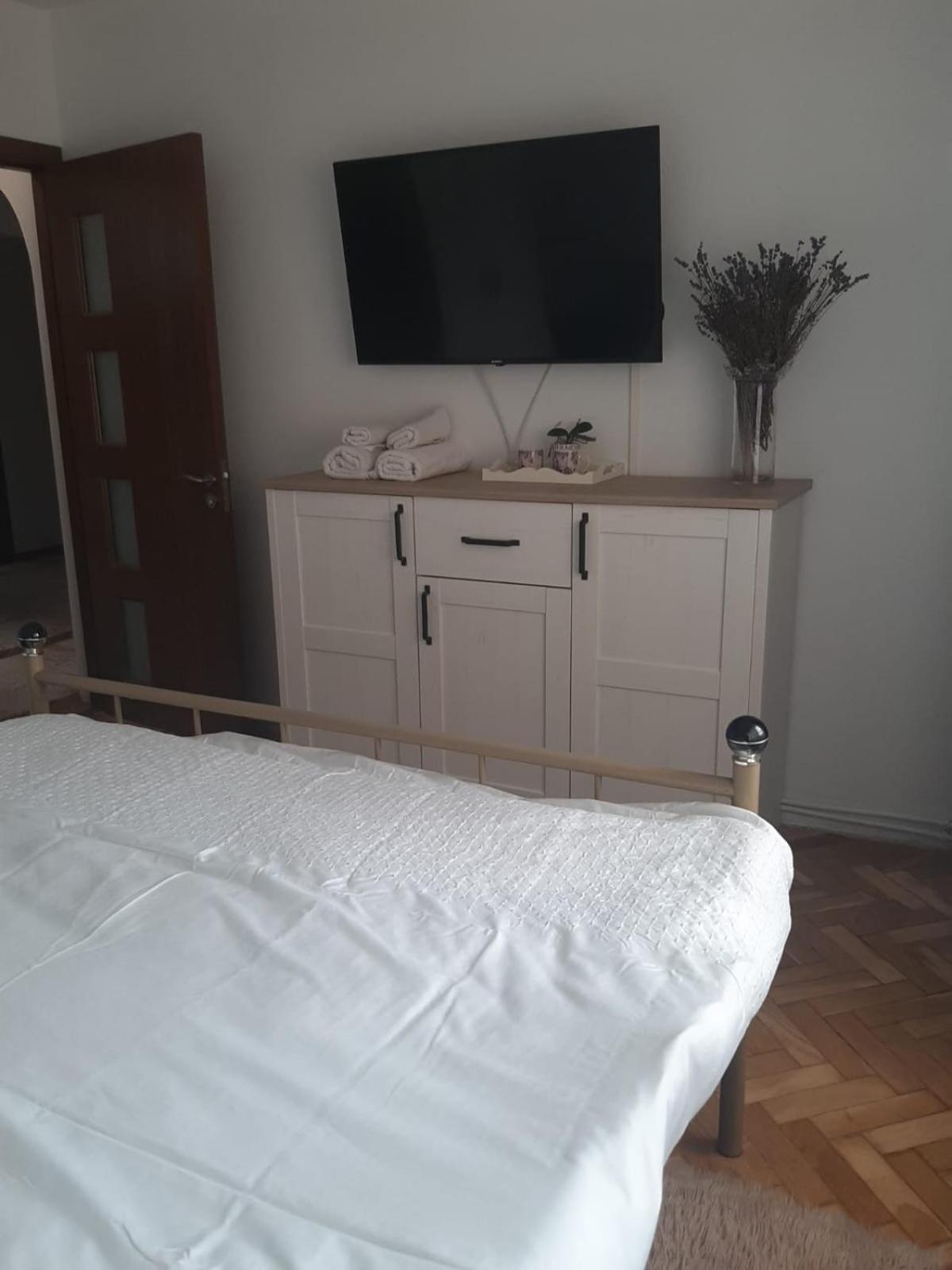 Inchiriez apartament in regim hotelier cu 2 camere Cluj-Napoca Exterior foto
