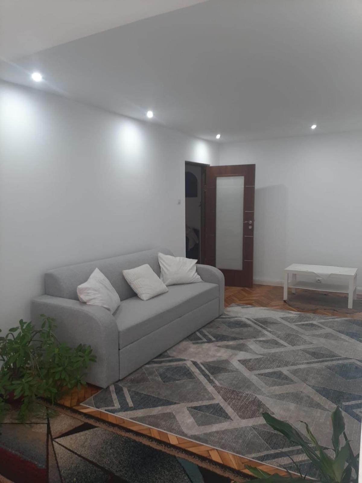 Inchiriez apartament in regim hotelier cu 2 camere Cluj-Napoca Exterior foto