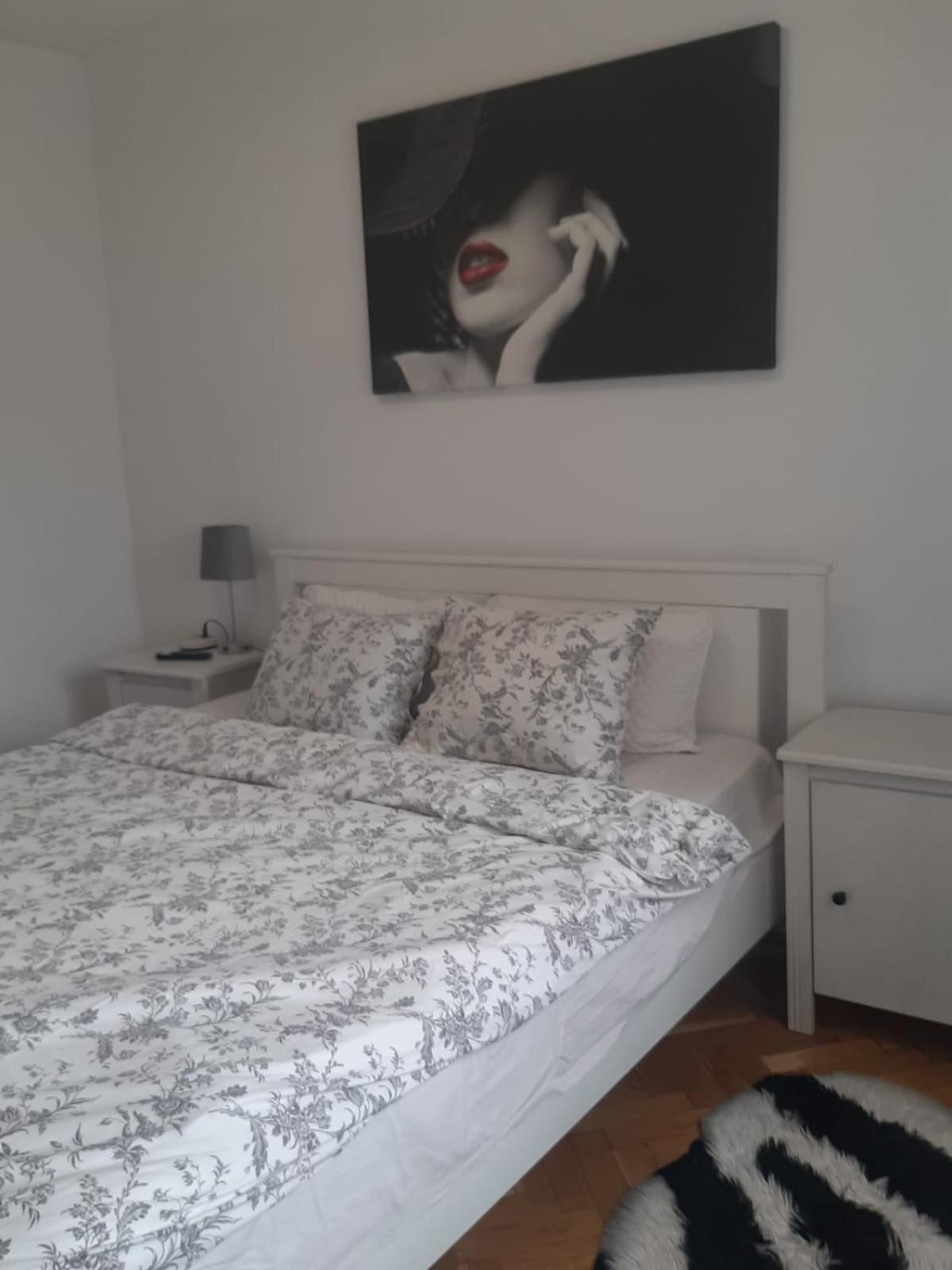 Inchiriez apartament in regim hotelier cu 2 camere Cluj-Napoca Exterior foto